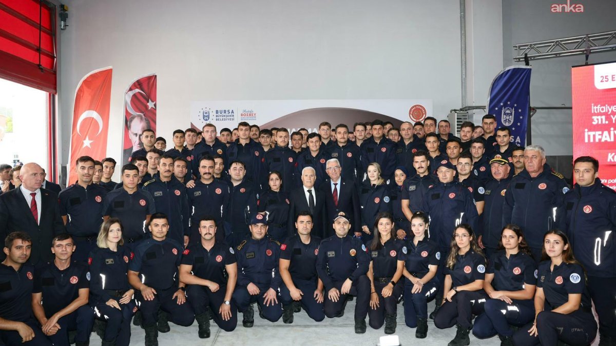 Harmancık'ta yeni itfaiye merkezi açıldı