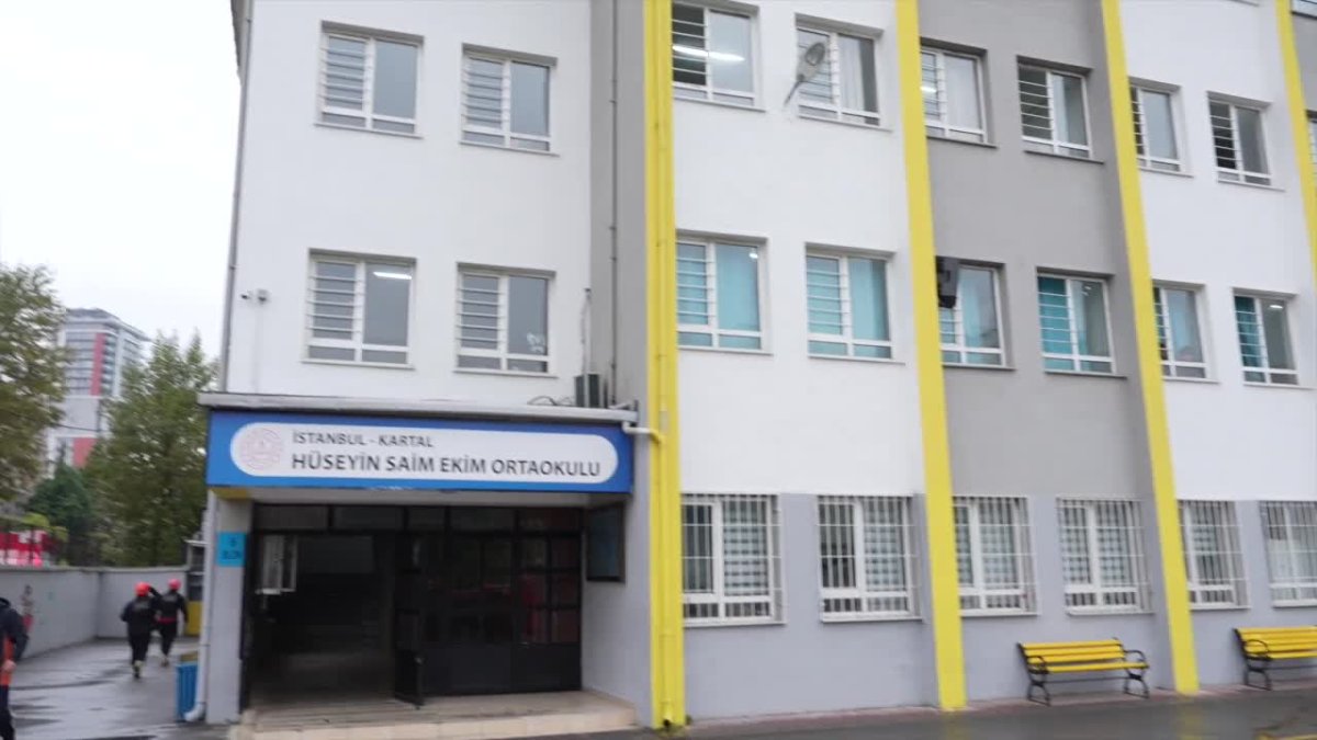 Kartal'da tsunami tatbikatı heyecanı