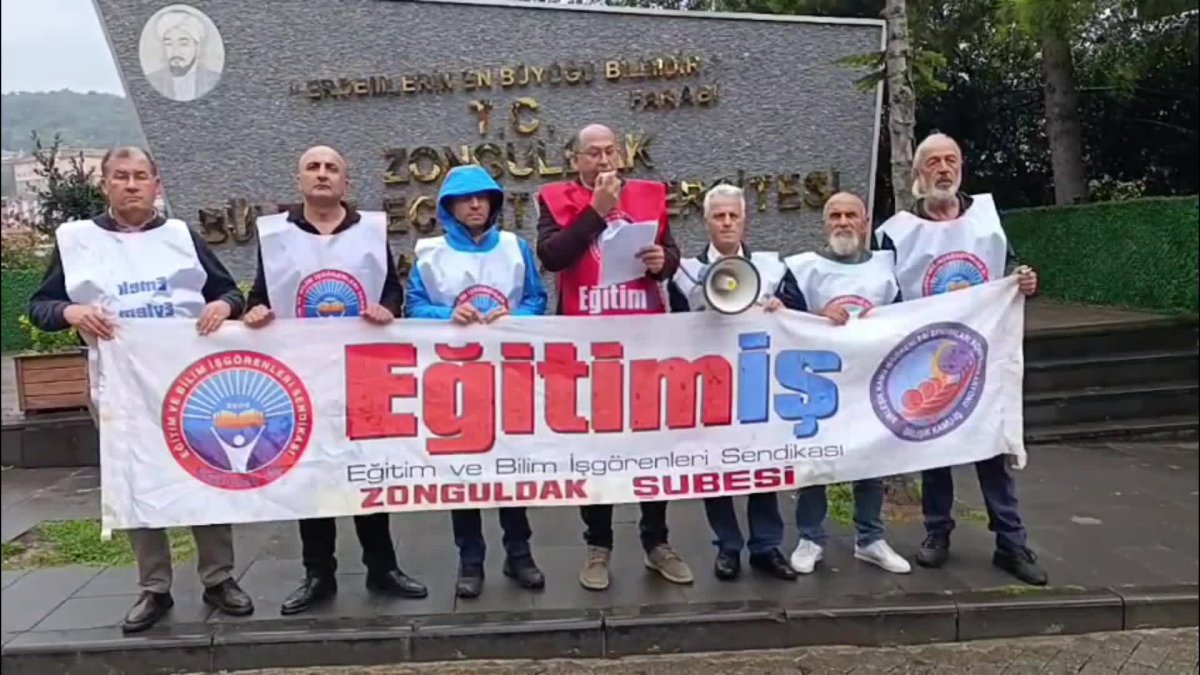 Eğitim-İş'ten BEÜ önünde tepki: YÖK üniversitelere pranga olmuş