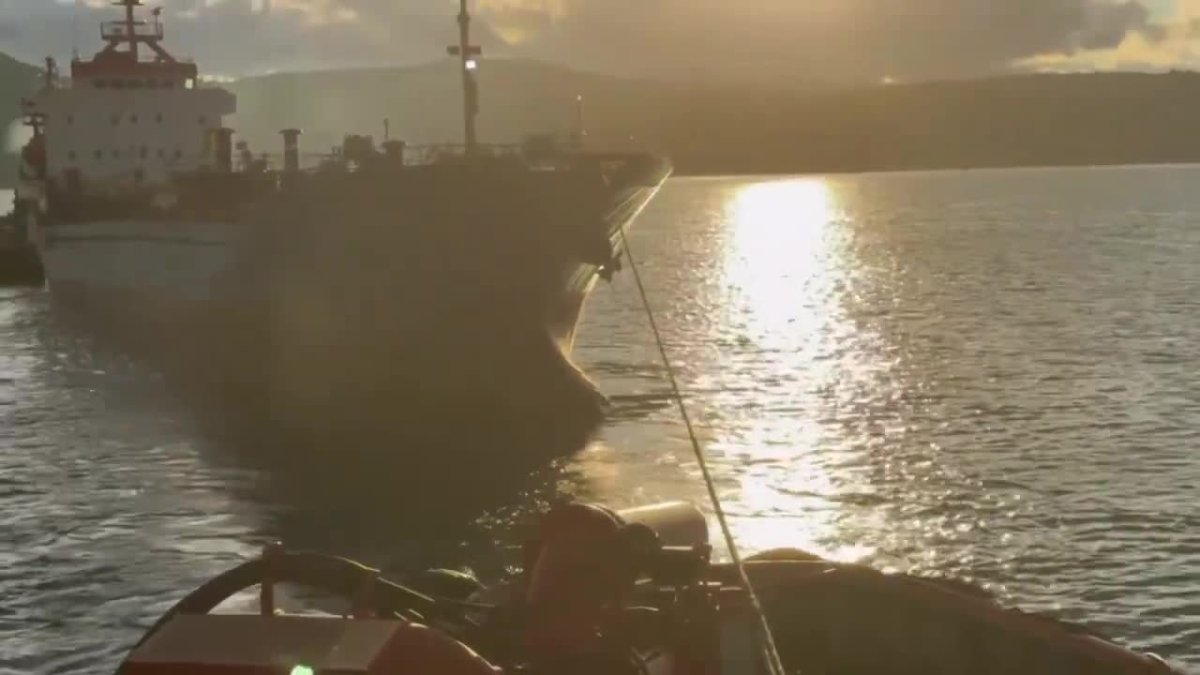 İstanbul Boğazı'nda gemi arızası trafiği durdurdu