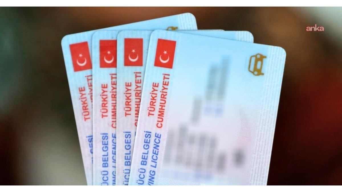 Son çağrı: Eski sürücü belgelerinizi yenilemeyi unutmayın!