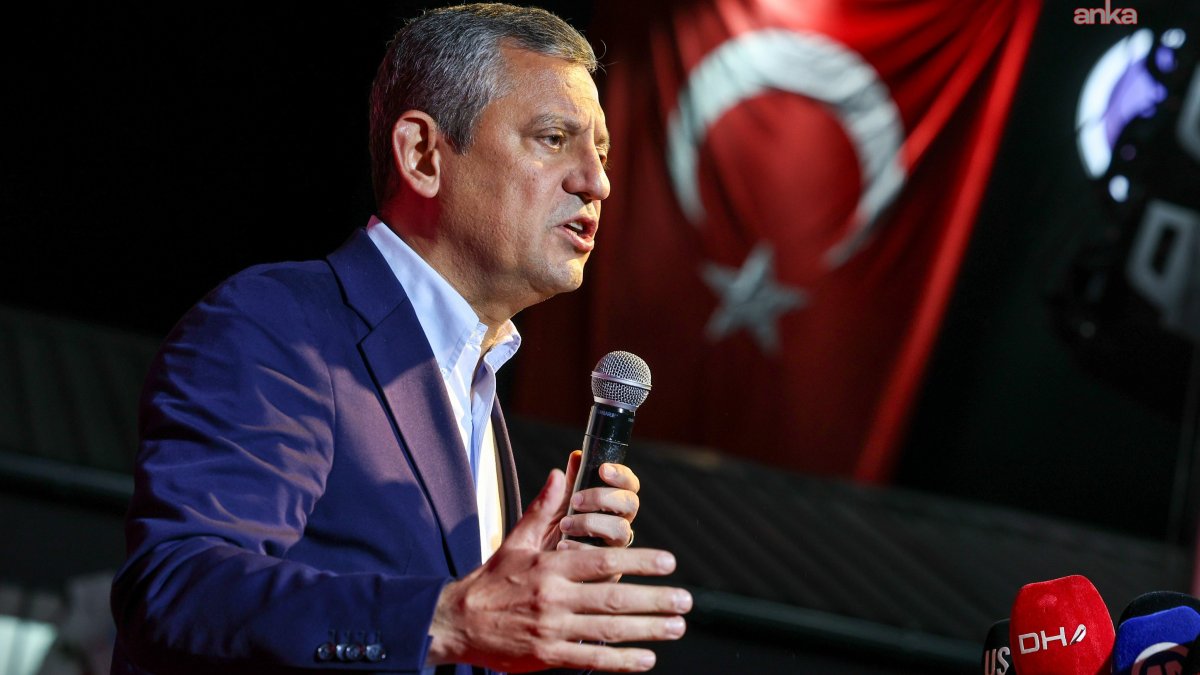 Özgür Özel, Küçükçekmece Mitingi'ne Katılım Çağrısı Yaptı!