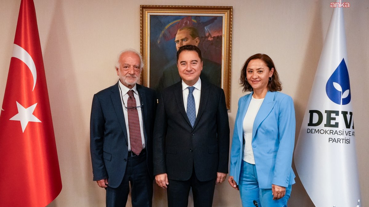 Ali Babacan: Yanlışları savunanlar Erdoğan'ın engelini aşamaz