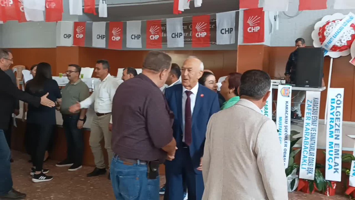 Erdinç Gümüş, CHP Karacasu İlçe Başkanlığına seçildi