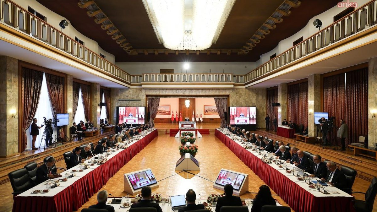 Hukukçular 'umut hakkı' ve 'etkin pişmanlık' önerdi