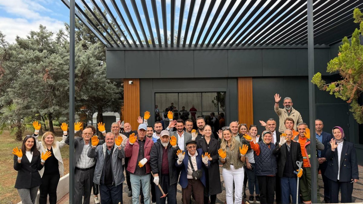 Toprak, kuşaklar arası bağı yeniden canlandırıyor