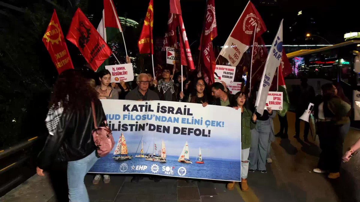 Ankara'da İsrail Büyükelçiliği önünde güçlü protesto