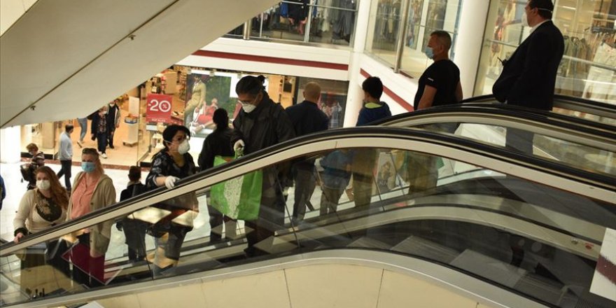 Türkiye'de 356 AVM yarın kapılarını yeniden hizmete açıyor