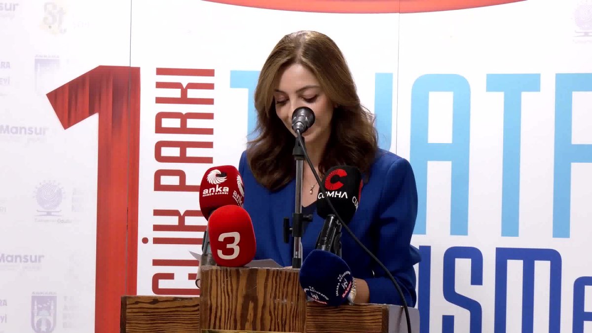 Ankara'da tiyatro heyecanı başladı