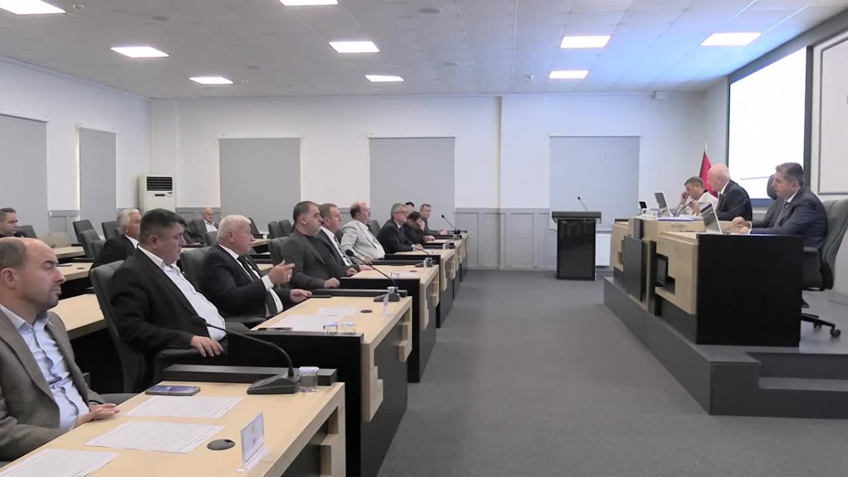 Bilecik'te önerge krizi: CHP ve başkan arasında gergin anlar