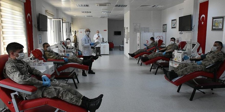 Koronavirüsü yenen 9 jandarma personelinden immün plazma bağışı
