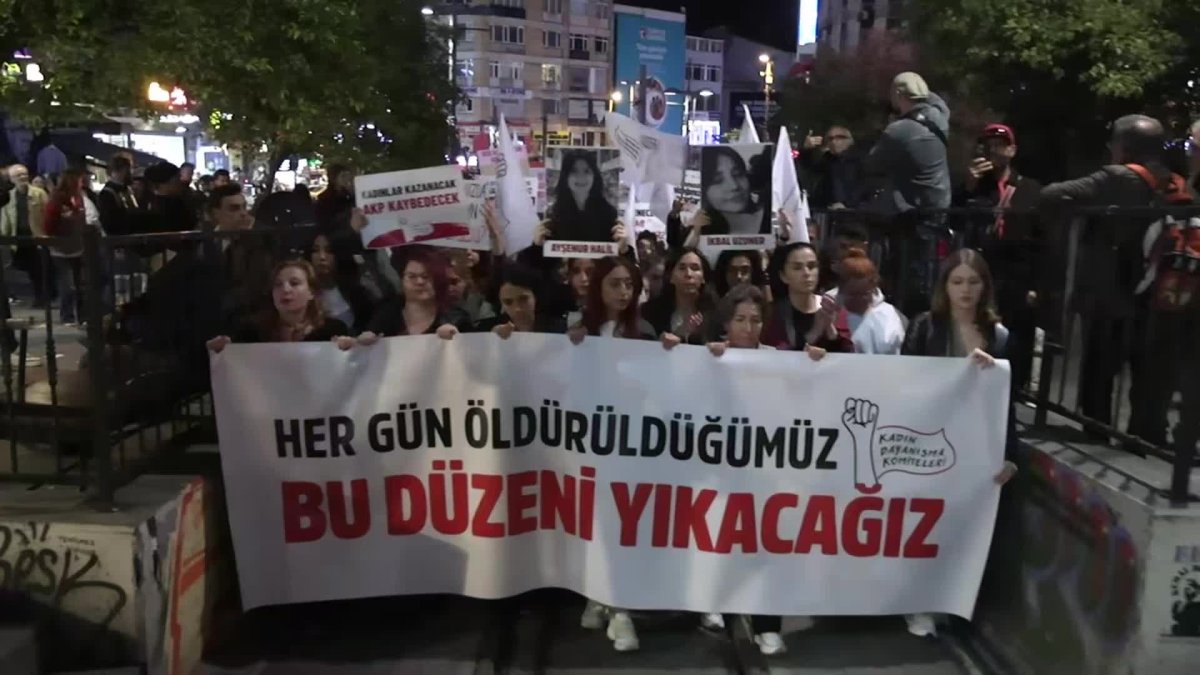 Kadınlar haykırdı: “İçişleri Bakanı ne iş yapıyor?”