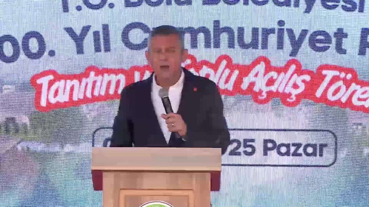 Özgür Özel'den Erdoğan'a sert çıkış: Sandalyeler kimlerin umrunda?
