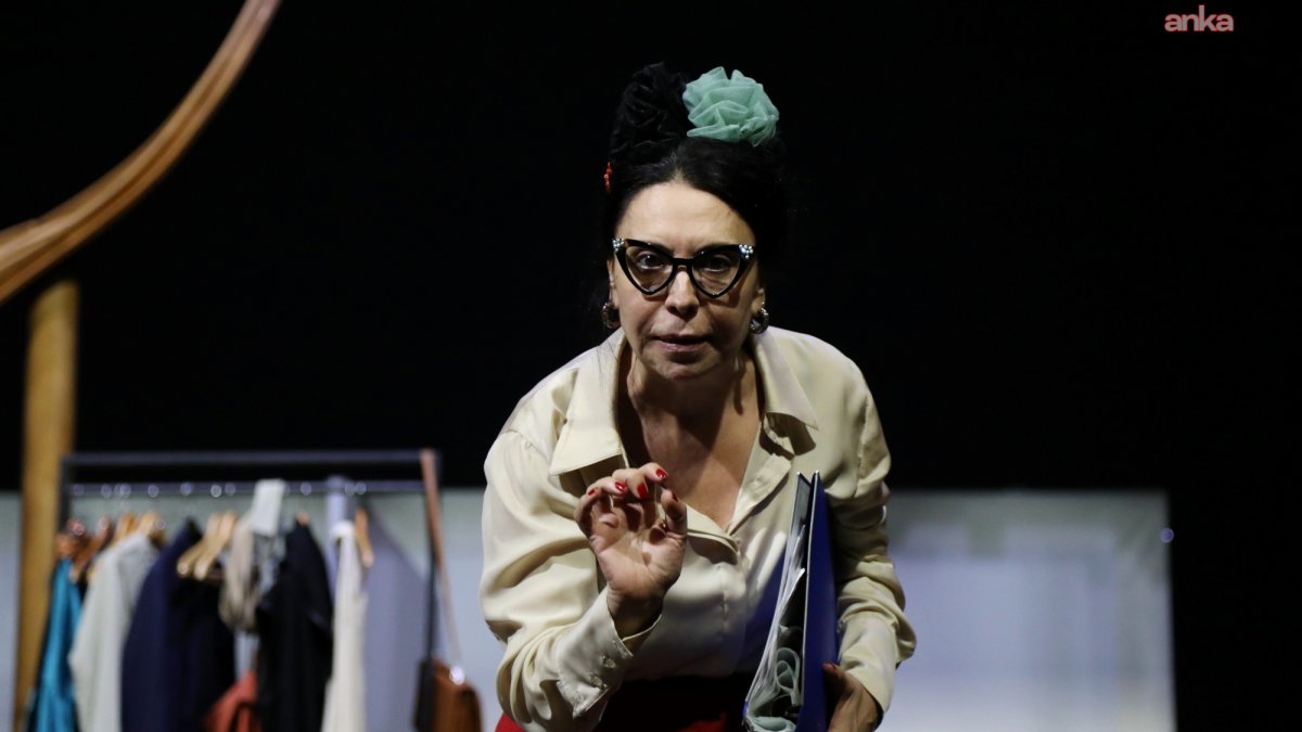 İBB Şehir Tiyatroları'nda bu hafta 7 yeni oyun sahneleniyor