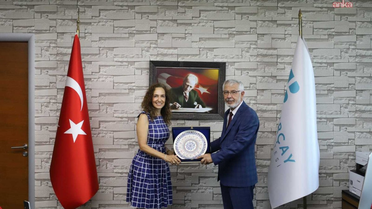 Karşıyaka'dan Bilim ve Eğitimde Örnek İş Birliği