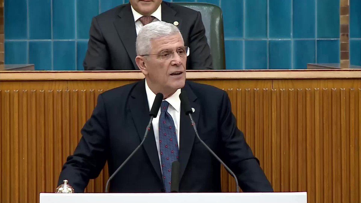 Dervişoğlu'ndan sert mesaj: 'O sloganlara müsaade eden de yazıklar olsun!'