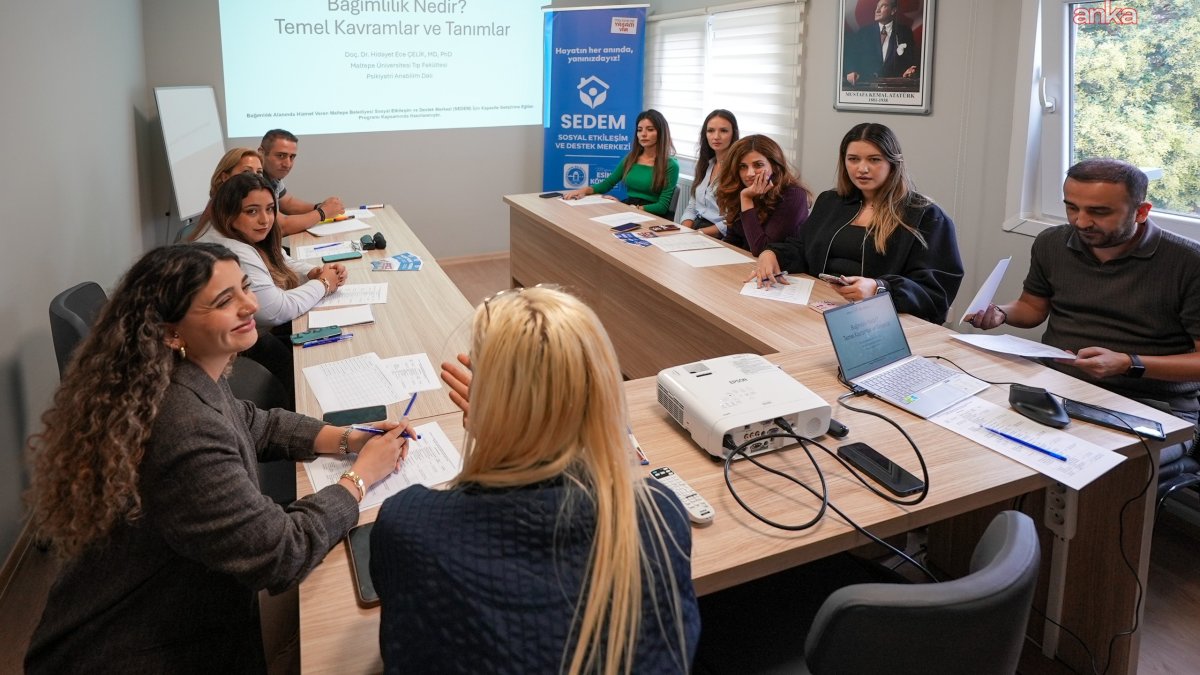 Maltepe Belediyesi’nden bağımlılıkla mücadele eğitimi atağı