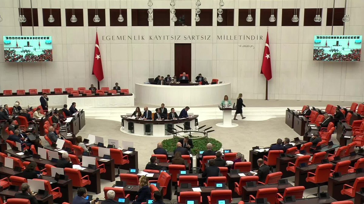 MHP'li Kılıç'tan sert mesaj: Tehditlere asla boyun eğmeyeceğiz!