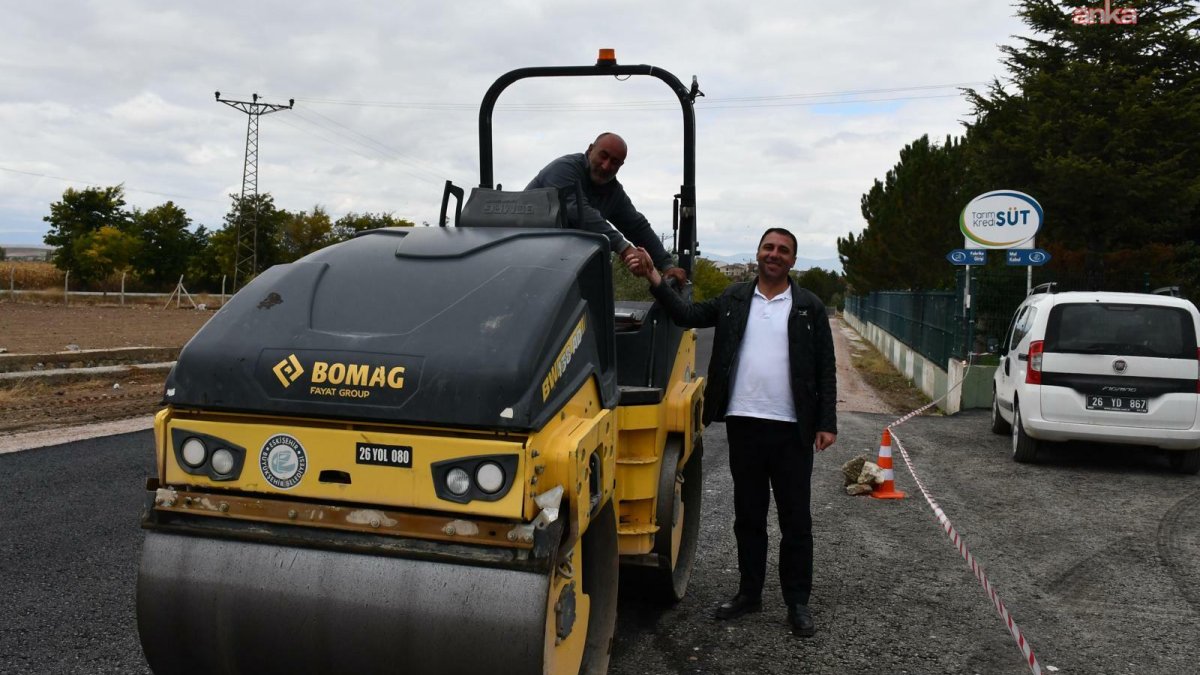 Beylikova'da Tarım Kredi Süt Fabrikası yolu sıfırdan yenilendi