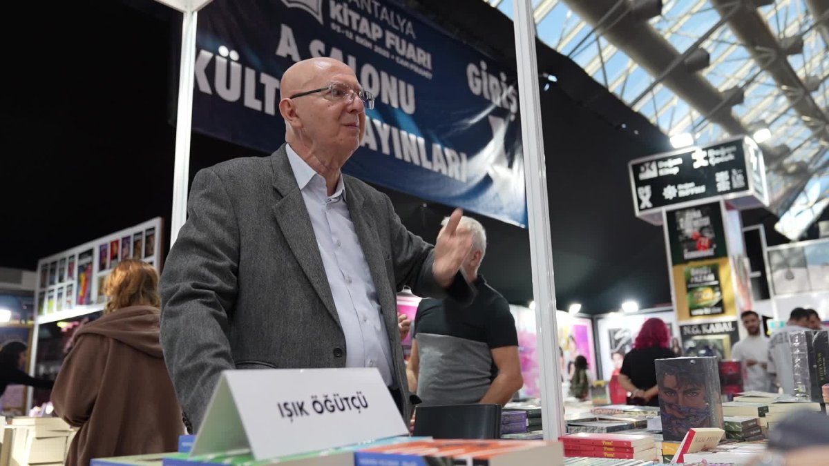 Antalya kitap fuarına katılım rekoru kırıldı