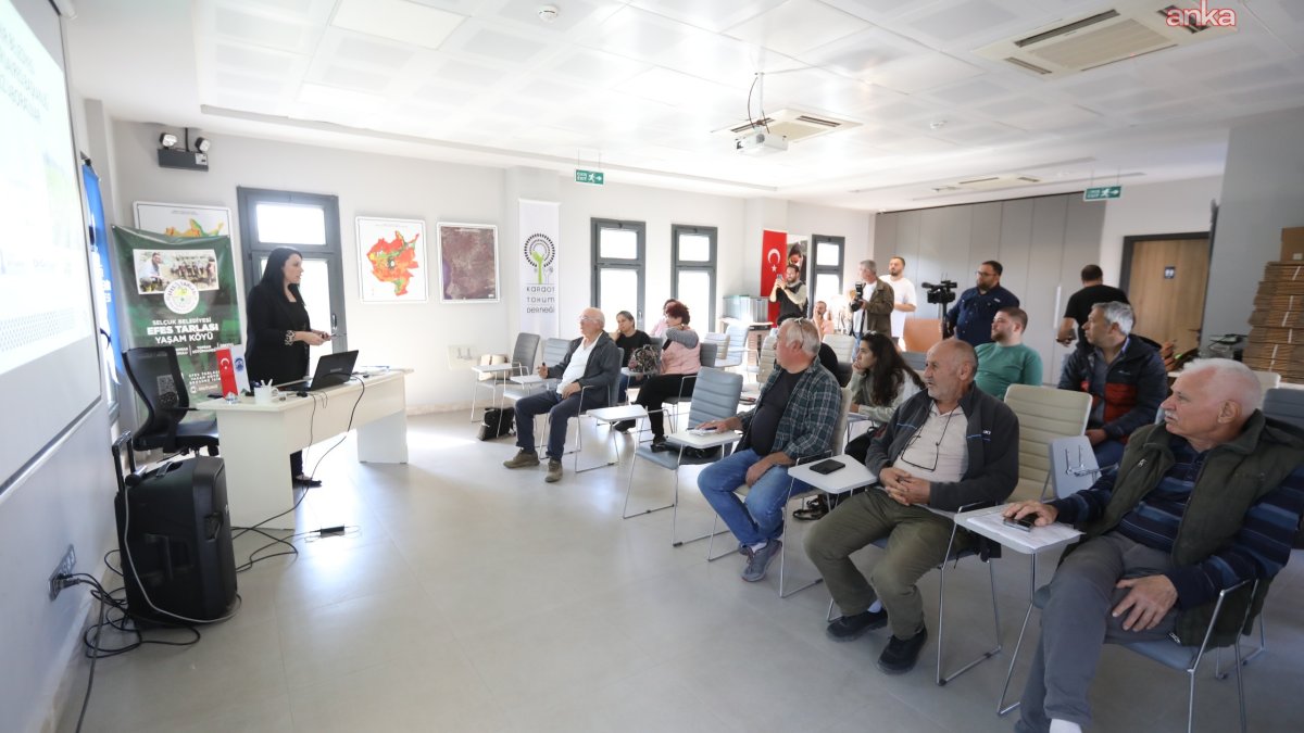 Efes Selçuk’ta toprak analizi eğitimi başladı