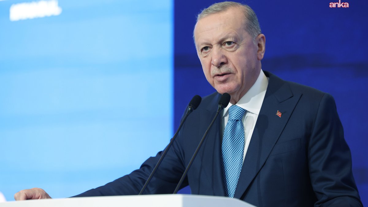 Erdoğan'dan Özel'e sert eleştiri: 'Gazze'nin sesi, ülkesini kötülemekten hicap duymuyor'