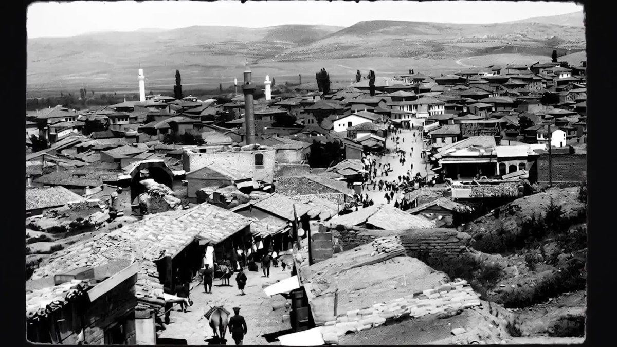 Ankara'nın başkent oluşunun 102. yılı kutlandı