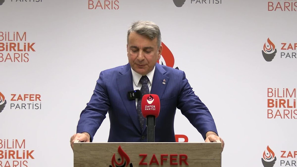 Karamahmutoğlu: Yargıyı kamuoyu yoklamaları mı etkiliyor?