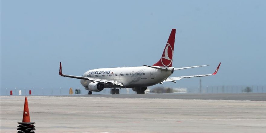 THY'nin 19 Mayıs özel uçuşu Samsun'da tamamlandı