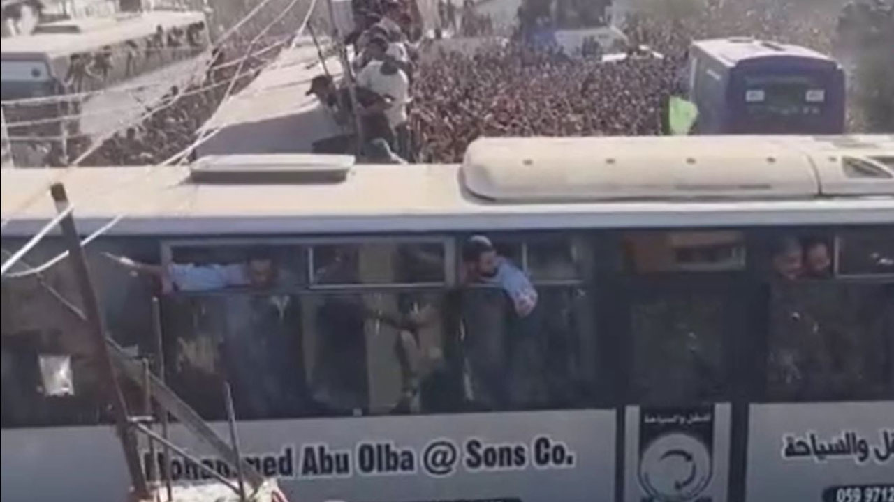 Serbest kalan mahkumlar Gazze'de!