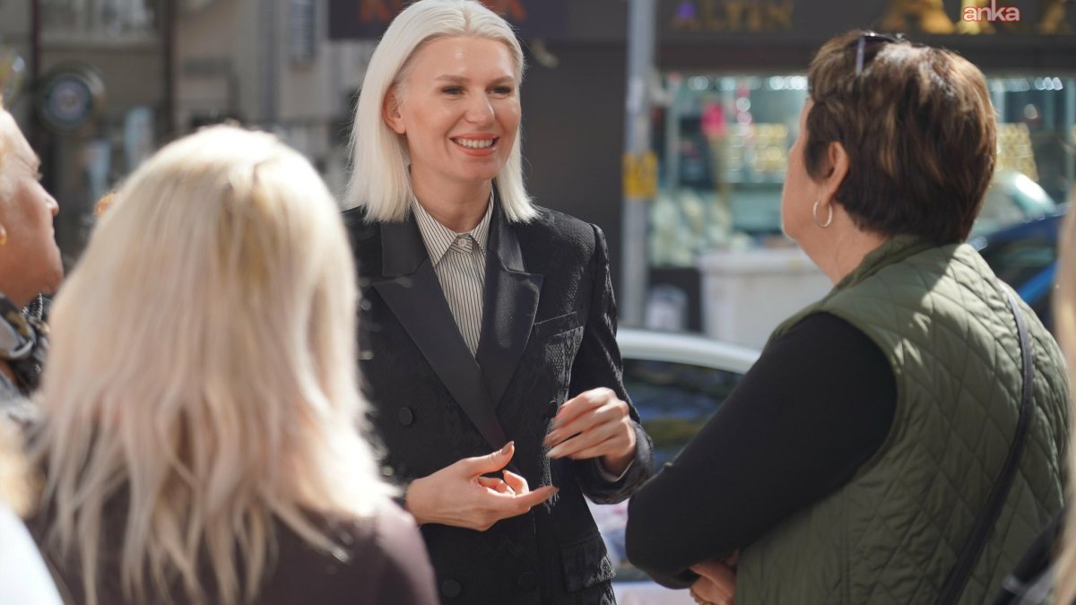 Başkan Subaşı, kadın emeğine destek için kermeste buluştu