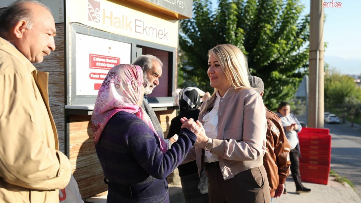 Halk Ekmek yeniden sofralarda yerini aldı