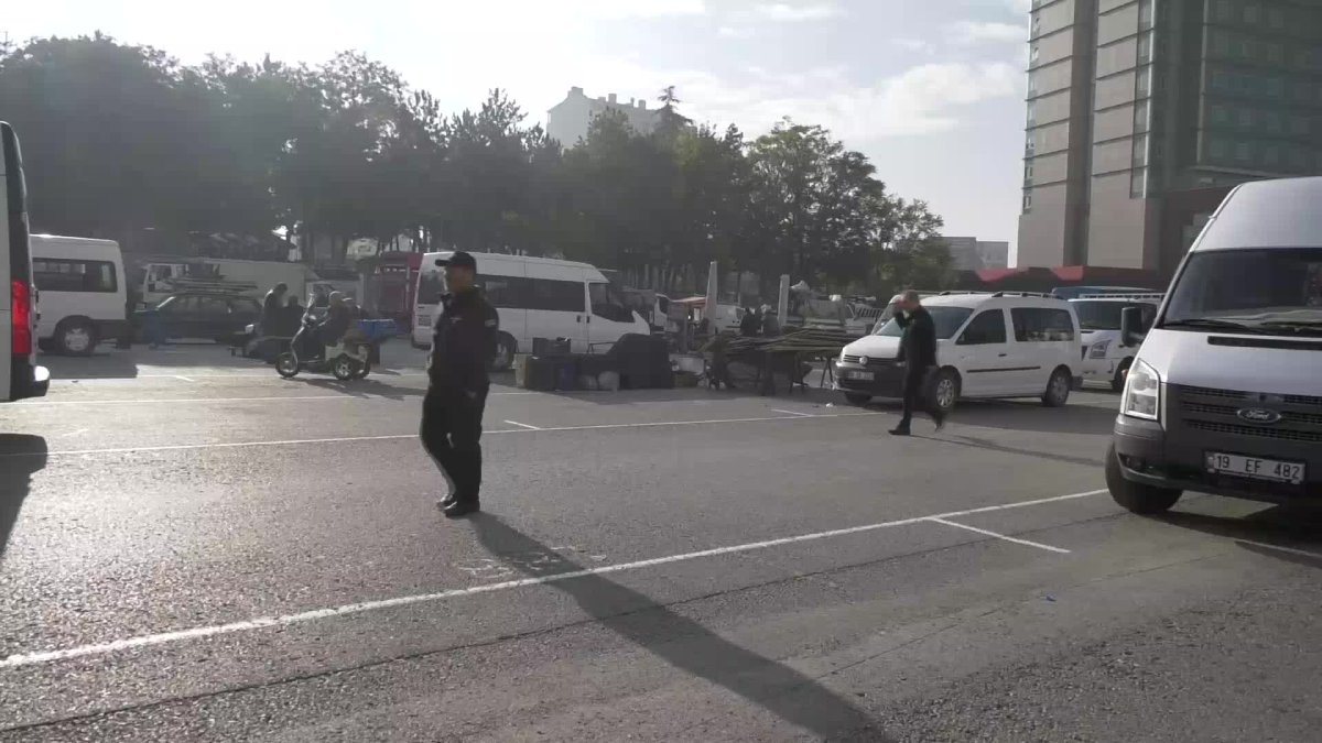 Çorum'da pazar esnafı tezgah açmıyor