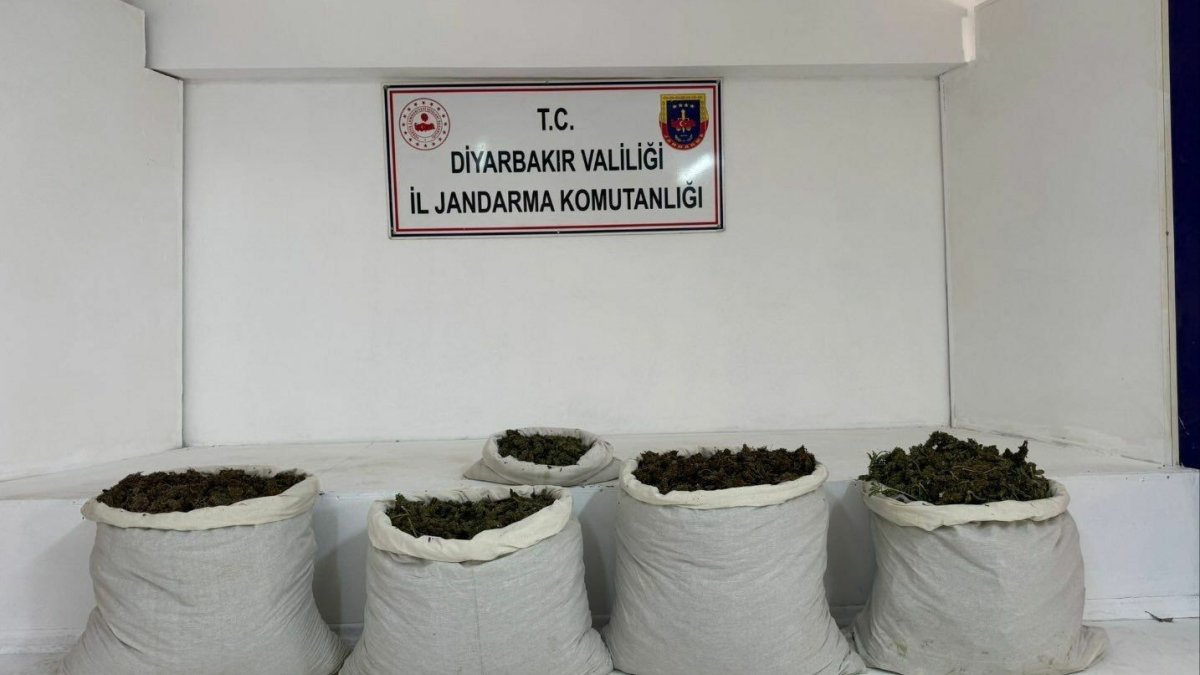 Diyarbakır'da dev uyuşturucu baskını!