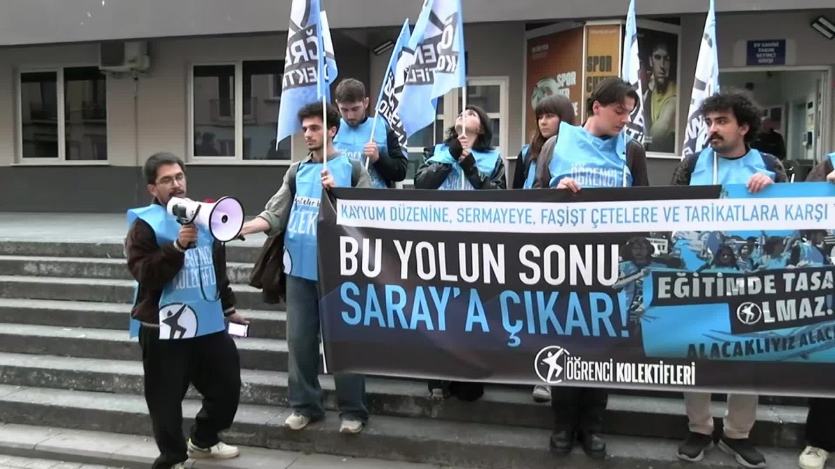 Öğrenci eyleminde gözaltılar! "Saray'dan değil, öğrencilerden tasarruf edin!"