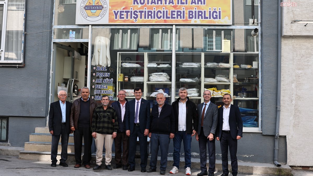 Kahveci, Kütahya'daki arıcılara destek ziyaretinde bulundu