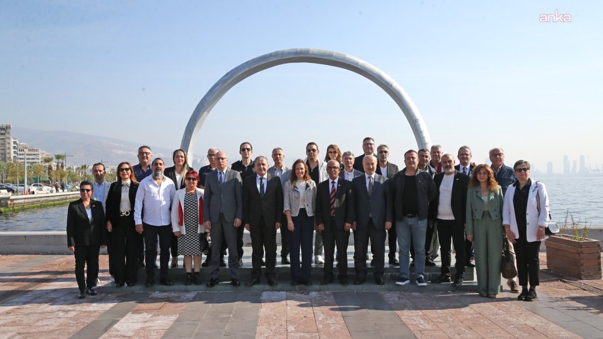 Başkan Ünsal, muhtarlarla güç birliği yaptı