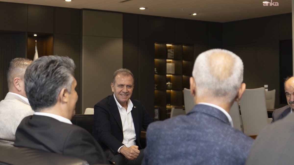 Seçer, muhtarlarla önemli buluşma gerçekleştirdi