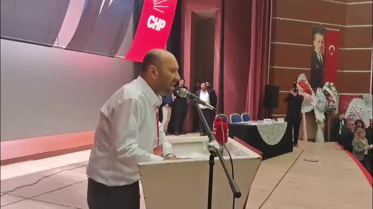 CHP Artvin'de kongre heyecanı: Orhan Atan yeniden başkan