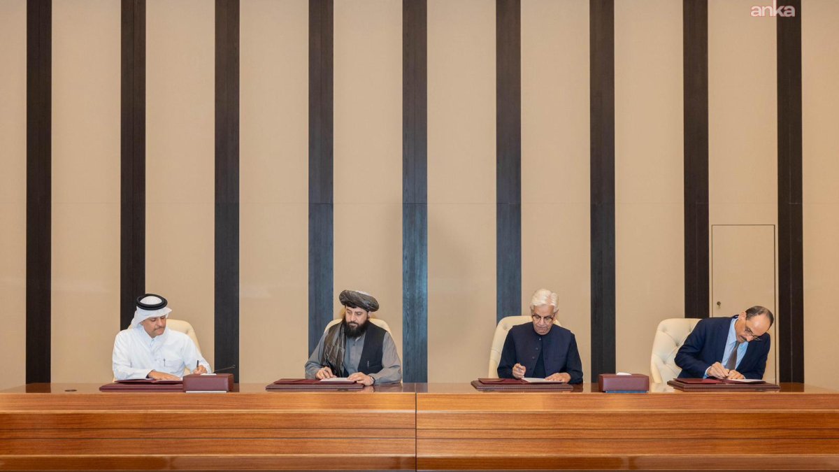 Türkiye ve Katar'dan önemli adım: Afganistan-Pakistan ateşkesi sağlandı