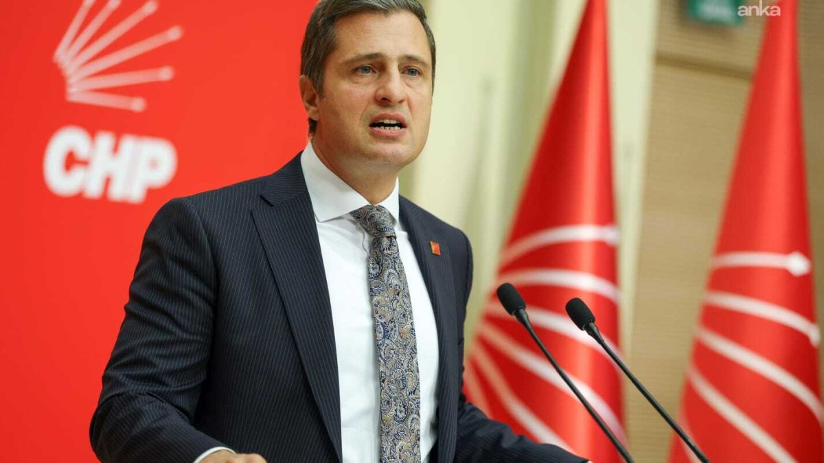 Yücel, KKTC'nin yeni Cumhurbaşkanı Erhürman'ı kutladı