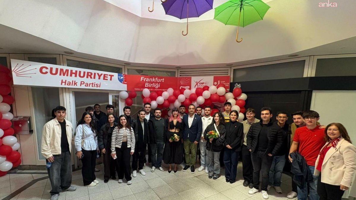 CHP Frankfurt Birliği yeni ofisini açtı