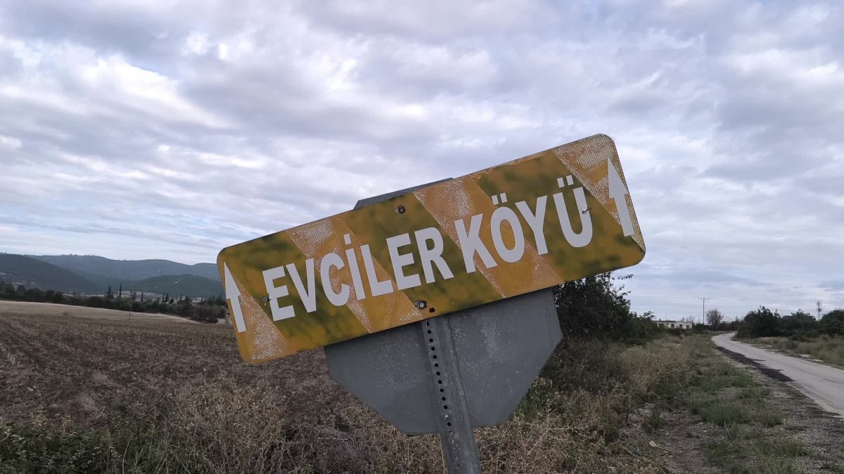 Evciler Mahallesi üç aydır susuzlukla boğuşuyor