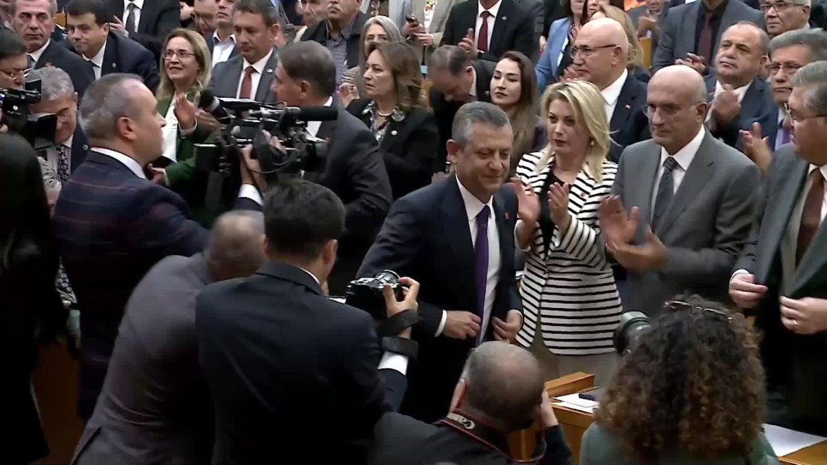 Ümit Dikbayır, CHP'ye katıldı: Başarılı olacağız!