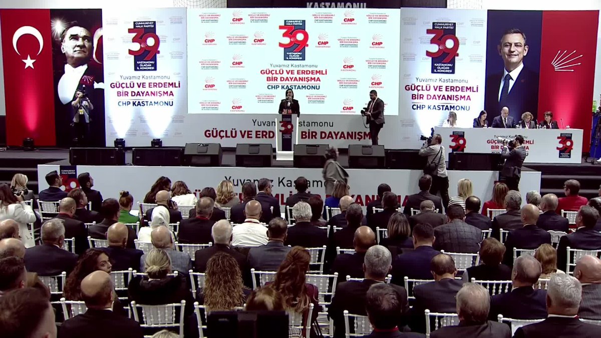 CHP Kastamonu kongresinde kritik mesajlar