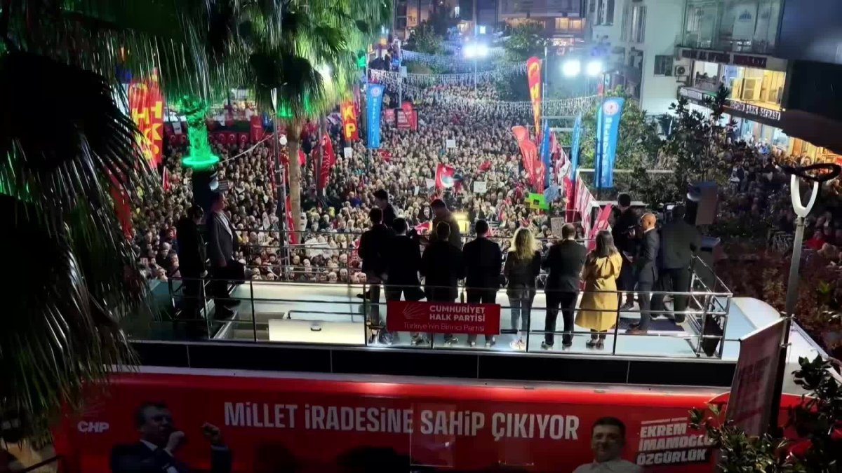 CHP'nin Arnavutköy mitingi: Özgür Özel usulsüzlükleri ortaya çıkardı