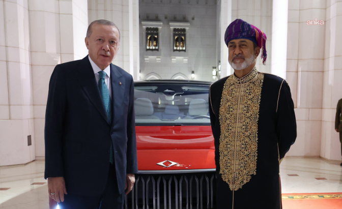 Erdoğan'dan Umman Sultanı'na Togg sürprizi