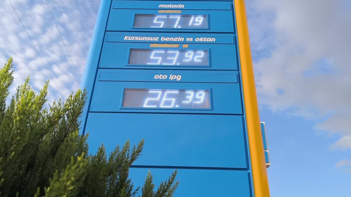 Çiftçiler mazot zammına sessiz kalmadı