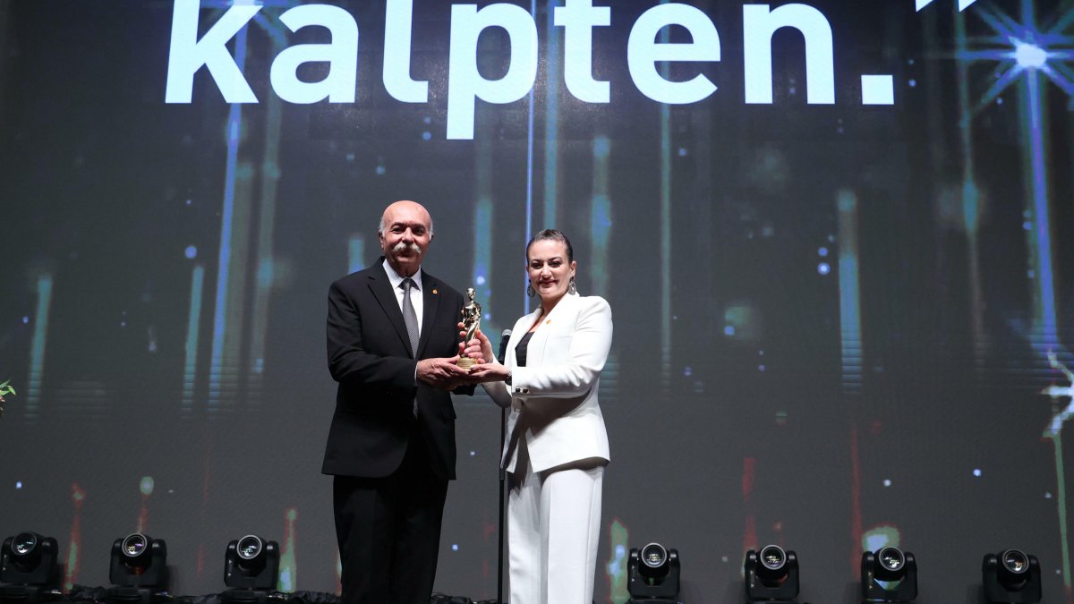 Antalya Altın Portakal Film Festivali açılışı coşkuyla yapıldı