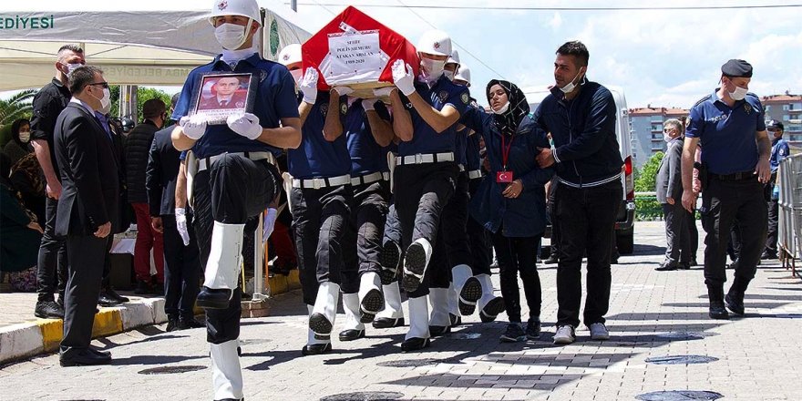 Şehit polis memuru Atakan Arslan son yolculuğuna uğurlandı
